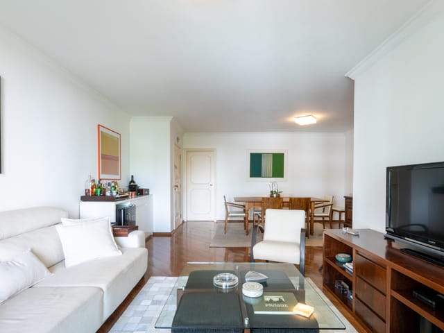 Apartamento com 156m² 4 quartos e 5 banheiros, à venda, no bairro Real Parque em São Paulo