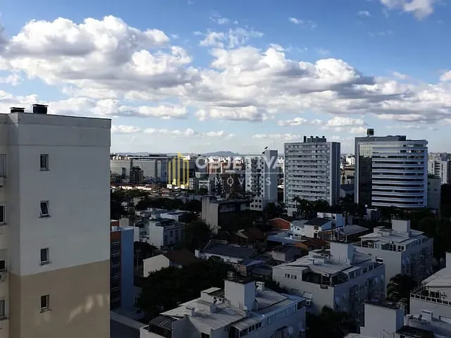 Apartamento 2 quartos e 2 banheiros, à venda, no bairro Passo da Areia em Porto Alegre
