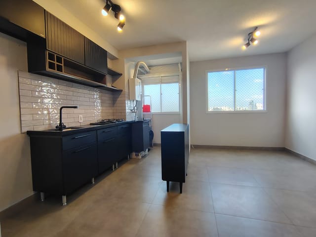 Apartamento com 36m² 1 quarto e 1 banheiro, para alugar, no bairro Cambuci em São Paulo