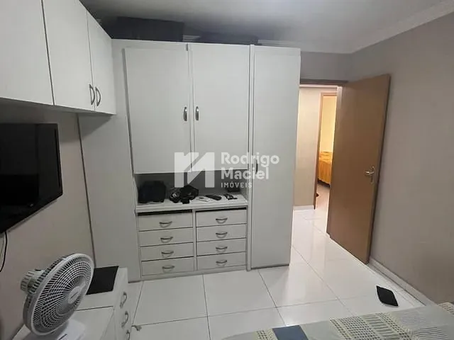 Apartamento 3 quartos e 2 banheiros, à venda, no bairro Várzea em Recife