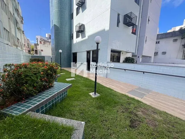 Apartamento 2 quartos e 2 banheiros, à venda, no bairro Boa Viagem em Recife