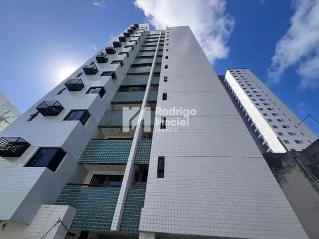 Apartamento 2 quartos e 2 banheiros, à venda, no bairro Boa Viagem em Recife