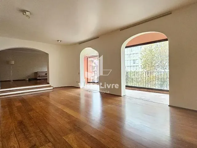 Apartamento com 370m² 4 quartos e 4 banheiros, à venda, no bairro Cerqueira César em São Paulo