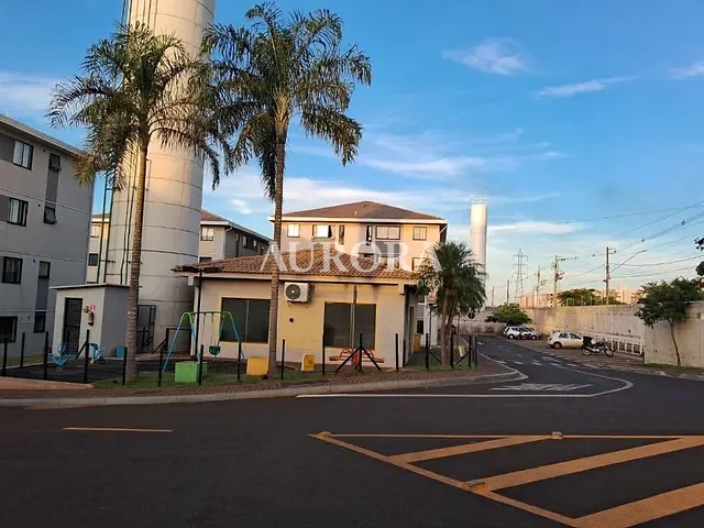 Apartamento 2 quartos e 1 banheiro, à venda, no bairro Maria Celina em Londrina