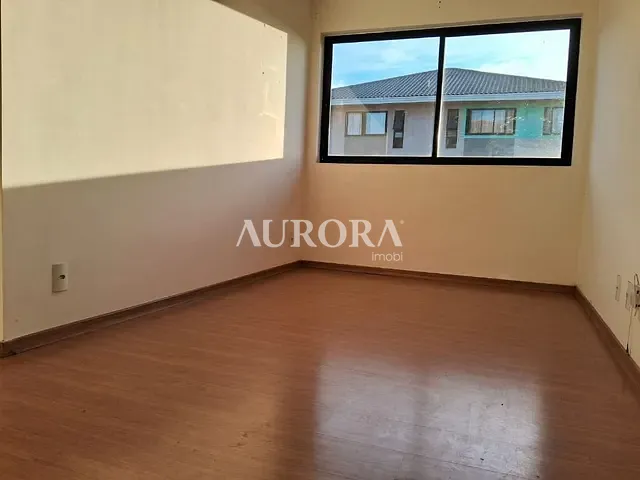 Apartamento 2 quartos e 1 banheiro, à venda, no bairro Maria Celina em Londrina
