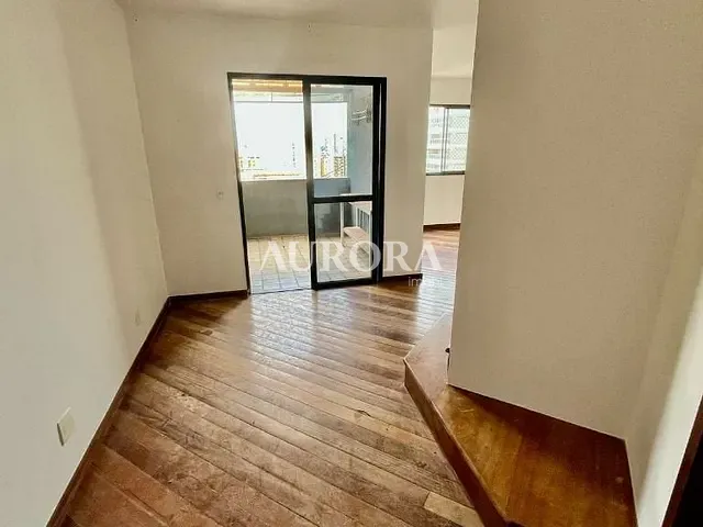 Apartamento com 136m² 2 quartos e 2 banheiros, para alugar, no bairro Centro em Londrina