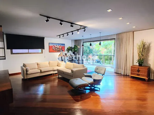 Apartamento com 235m² 4 quartos e 4 banheiros, à venda ou para alugar, no bairro Conceicao em Campinas