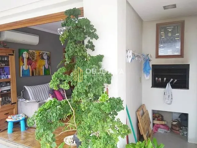 Apartamento 2 quartos e 1 banheiro, à venda, no bairro Menino Deus em Porto Alegre
