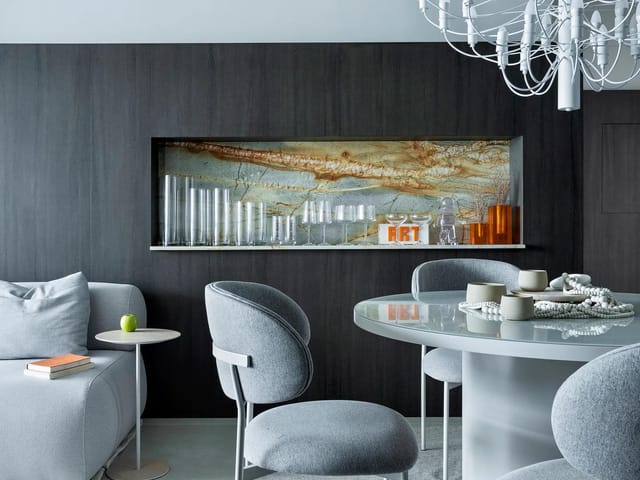 Apartamento com 166m² 3 quartos e 4 banheiros, à venda, no bairro Meia Praia em Itapema