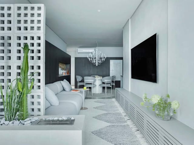 Apartamento com 166m² 3 quartos e 4 banheiros, à venda, no bairro Meia Praia em Itapema