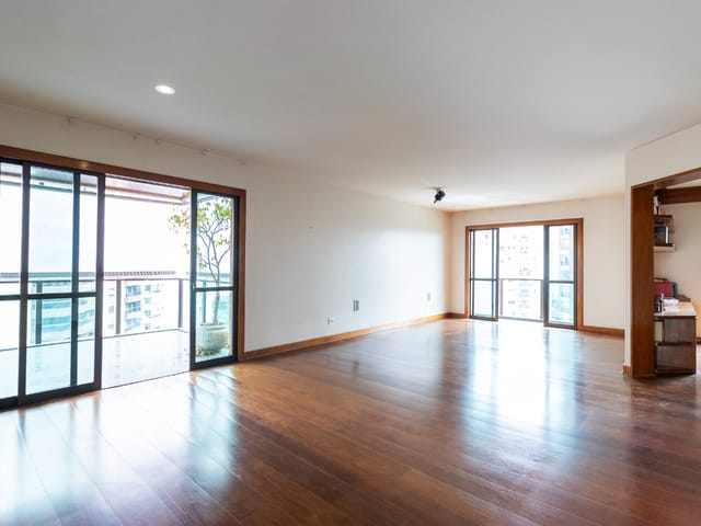 Apartamento com 325m² 3 quartos e 5 banheiros, à venda, no bairro Moema em São Paulo