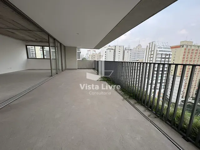 Apartamento com 240m² 3 quartos e 4 banheiros, à venda, no bairro Pinheiros em São Paulo