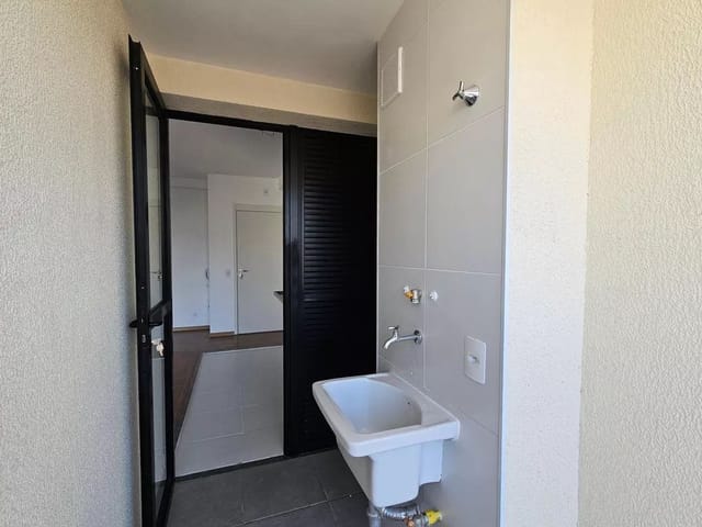 Apartamento com 69m² 2 quartos e 2 banheiros, para alugar, no bairro Vila Firmiano Pinto em São Paulo