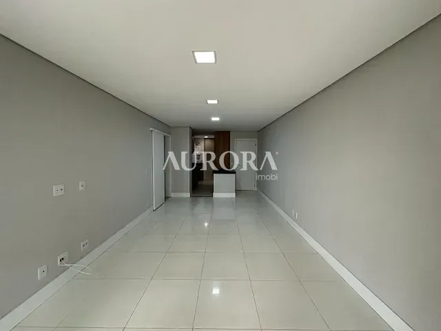 Apartamento com 156m² 3 quartos e 2 banheiros, à venda, no bairro Gleba Fazenda Palhano em Londrina