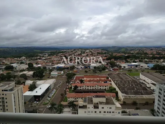 Apartamento 3 quartos e 2 banheiros, à venda, no bairro São Vicente em Londrina