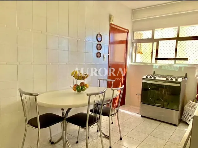 Apartamento 3 quartos e 4 banheiros, à venda, no bairro Centro em Londrina
