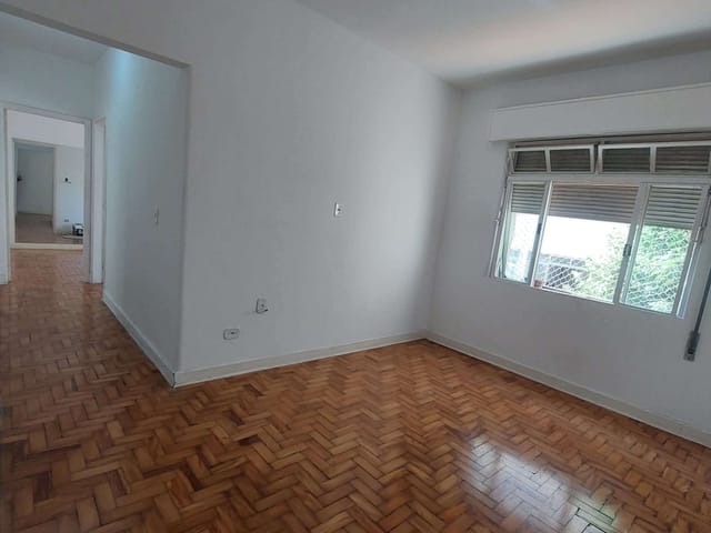 Apartamento com 70m² 2 quartos e 2 banheiros, para alugar, no bairro Aclimação em São Paulo