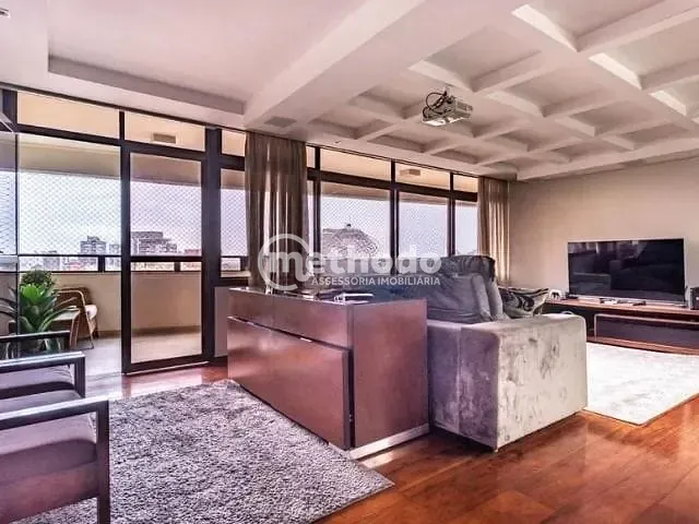 Apartamento com 222m² 3 quartos e 4 banheiros, à venda, no bairro Cambuí em Campinas