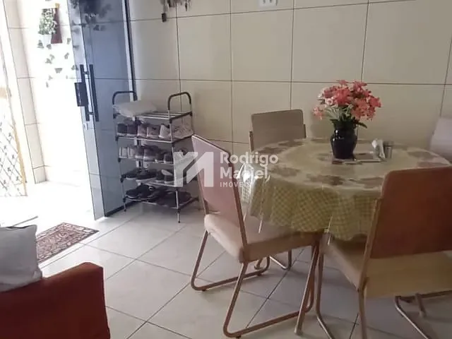 Apartamento 2 quartos e 2 banheiros, à venda, no bairro Cordeiro em Recife