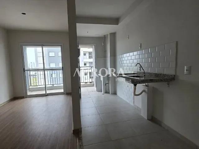 Apartamento 3 quartos e 2 banheiros, à venda, no bairro Aurora em Londrina