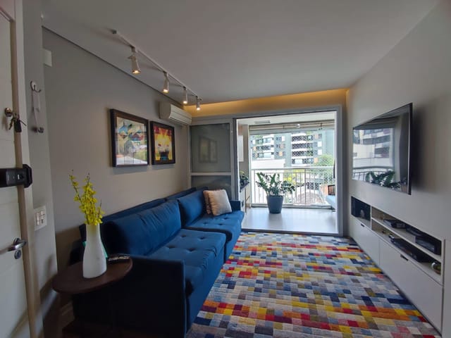 Foto do Apartamento - Lindo apartamento na Vila Ipojuca, completamente reformado com 2 vagas fixas e livres. | Vista Livre