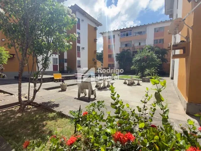 Apartamento 3 quartos e 2 banheiros, para alugar, no bairro Caxangá em Recife
