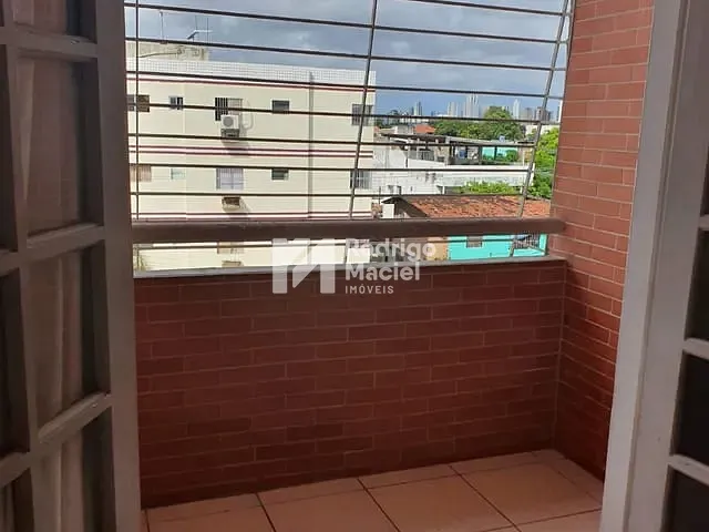 Apartamento 3 quartos e 2 banheiros, à venda, no bairro Cordeiro em Recife
