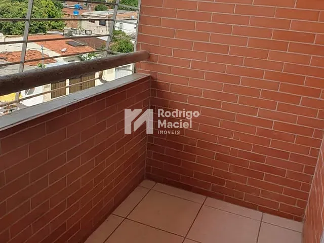 Apartamento 3 quartos e 2 banheiros, à venda, no bairro Cordeiro em Recife