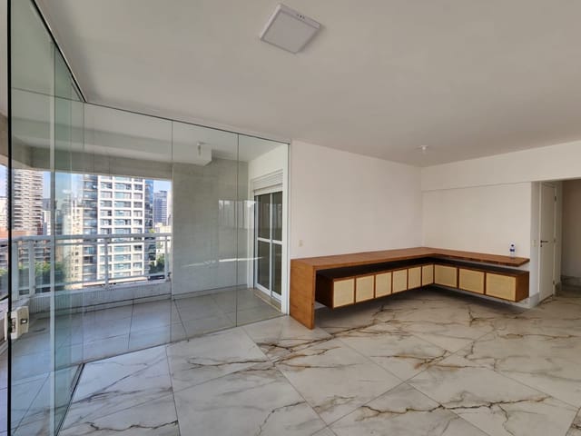 Apartamento com 161m² 4 quartos e 4 banheiros, para alugar, no bairro Vila Nova Conceição em São Paulo