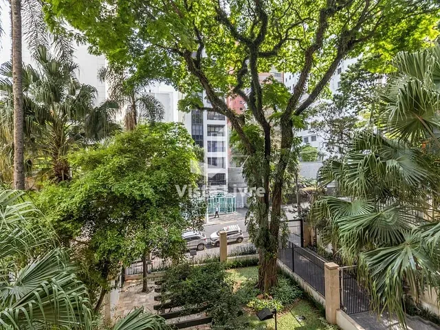 Apartamento com 210m² 3 quartos e 3 banheiros, à venda, no bairro Jardim Paulista em São Paulo