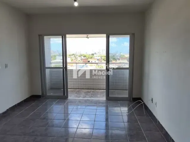 Apartamento 2 quartos e 2 banheiros, à venda, no bairro Cordeiro em Recife