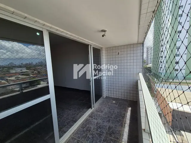 Apartamento 2 quartos e 2 banheiros, à venda, no bairro Cordeiro em Recife
