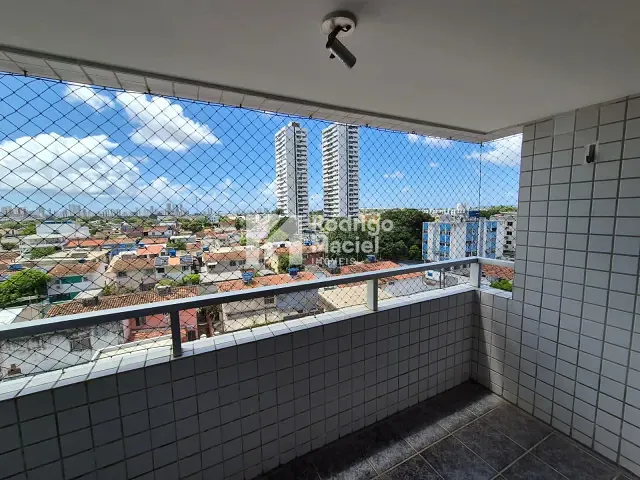 Apartamento 2 quartos e 2 banheiros, à venda, no bairro Cordeiro em Recife