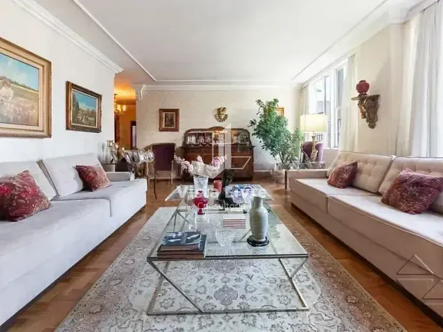 Apartamento com 300m² 3 quartos e 4 banheiros, à venda, no bairro Jardim Paulista em São Paulo