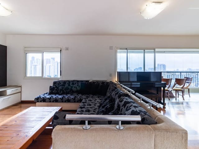 Apartamento com 322m² 3 quartos e 5 banheiros, à venda, no bairro Vila Gomes Cardim em São Paulo