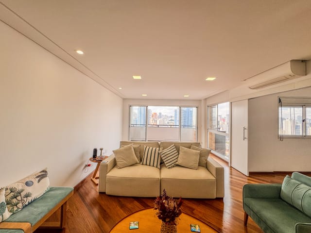 Apartamento com 209m² 3 quartos e 3 banheiros, à venda, no bairro Pinheiros em São Paulo