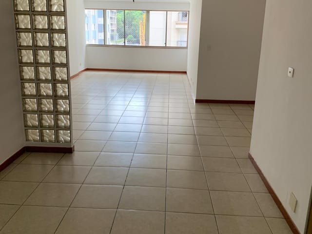Apartamento com 156m² 3 quartos e 1 banheiro, à venda ou para alugar, no bairro Cerqueira César em São Paulo