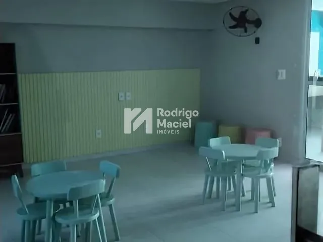Apartamento 3 quartos e 2 banheiros, à venda, no bairro Cordeiro em Recife