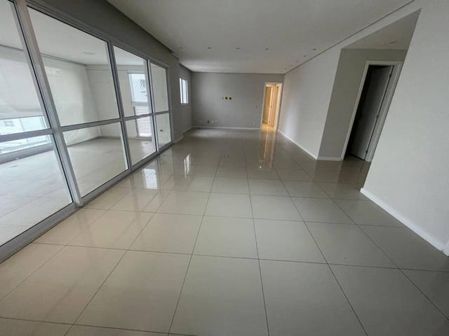 Apartamento 3 quartos e 3 banheiros, à venda, no bairro Aclimação em São Paulo