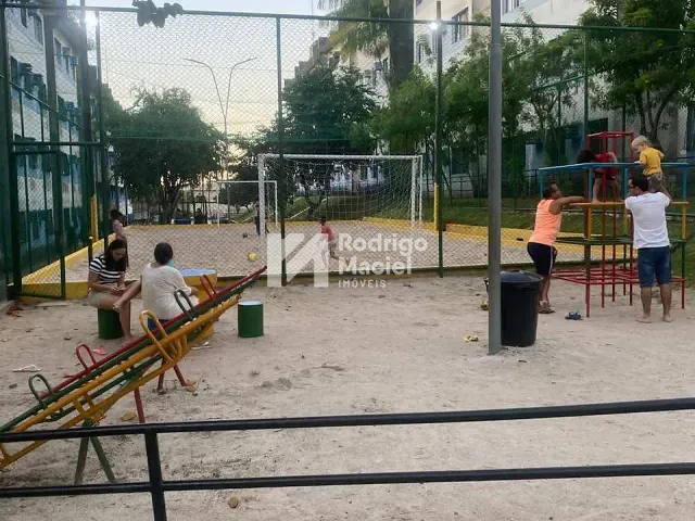 Apartamento 2 quartos e 1 banheiro, à venda, no bairro Parque Capibaribe em São Lourenço da Mata