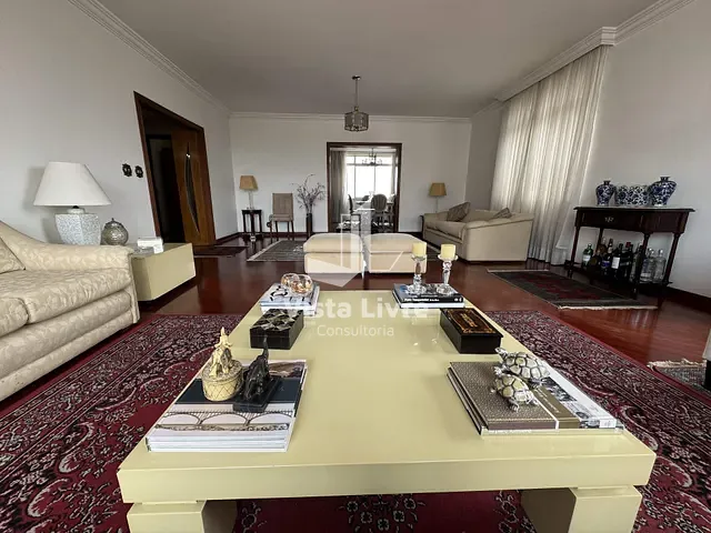 Apartamento com 254m² 4 quartos e 5 banheiros, à venda, no bairro Pinheiros em São Paulo