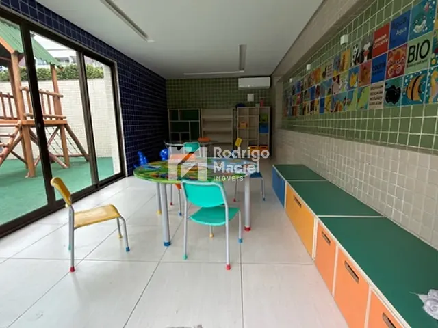 Apartamento 4 quartos e 4 banheiros, para alugar, no bairro Boa Viagem em Recife