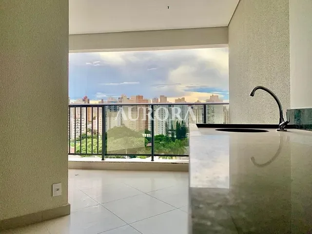 Apartamento com 137m² 3 quartos e 2 banheiros, à venda, no bairro Centro em Londrina