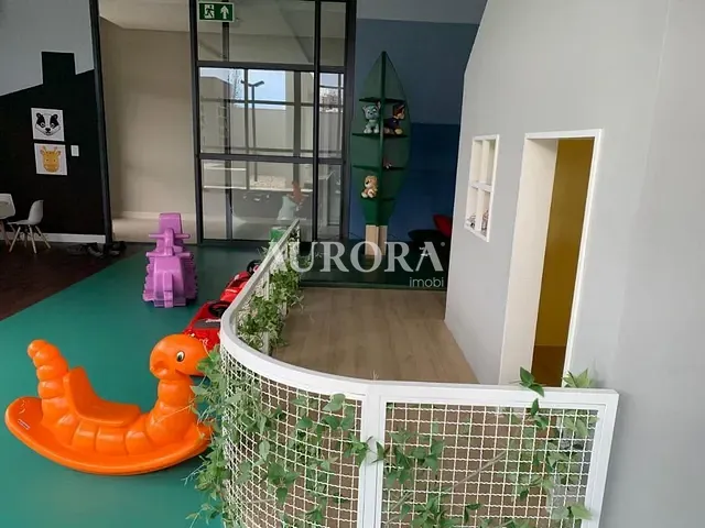 Apartamento com 137m² 3 quartos e 2 banheiros, à venda, no bairro Centro em Londrina
