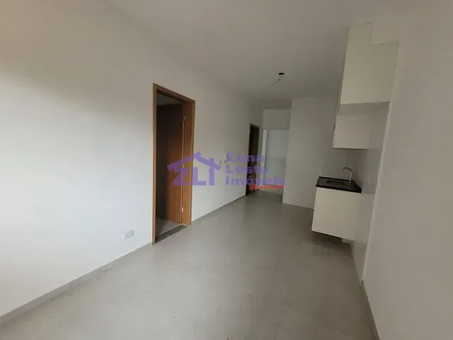 Apartamento com 40m² 2 quartos e 1 banheiro, à venda, no bairro Vila Esperança em São Paulo