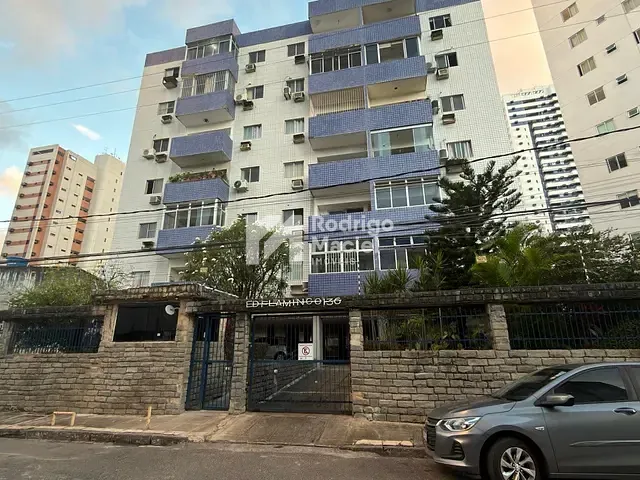Apartamento 2 quartos e 2 banheiros, para alugar, no bairro Torre em Recife