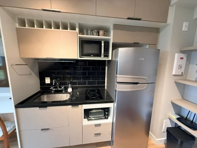 Apartamento com 21m² 1 quarto e 1 banheiro, para alugar, no bairro Moema em São Paulo