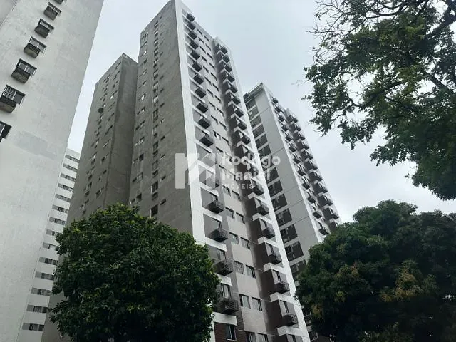 Apartamento 2 quartos e 2 banheiros, à venda, no bairro Torre em Recife