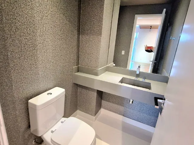 Apartamento com 185m² 4 quartos e 5 banheiros, à venda, no bairro Jardim Fonte do Morumbi em São Paulo