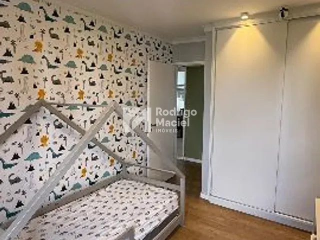 Apartamento com 132m² 3 quartos e 2 banheiros, para alugar, no bairro Madalena em Recife